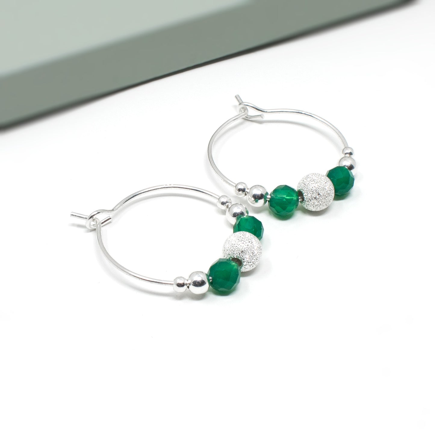 LULU GREEN ONYX HOOP EARRINGS