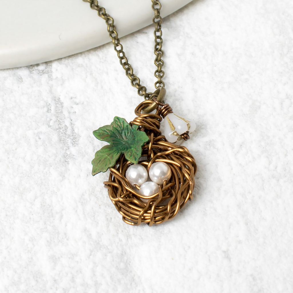 Buy 4 Eggs Bird's Nest Necklace, Easter Egg Necklace, Mother in Law Gift,  Personalized Necklace for Aunt, Empty Nest Gift Jewelry, Mom Gift Online in  India - Etsy